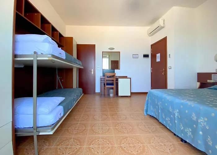 Отель Sayonara Сенигаллия