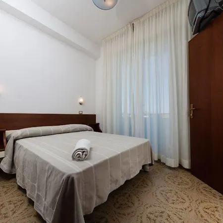 Hotel Sayonara